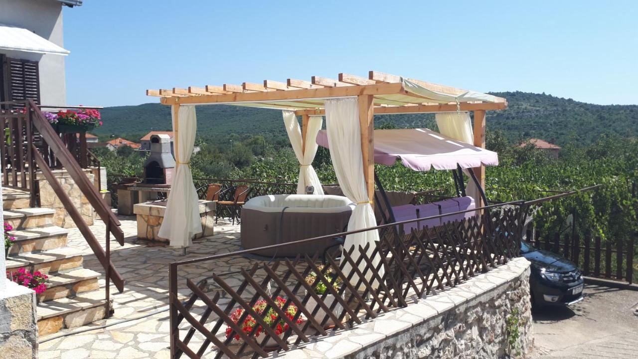 Luminaria Solis Vacation Home Rogoznica  Exterior foto