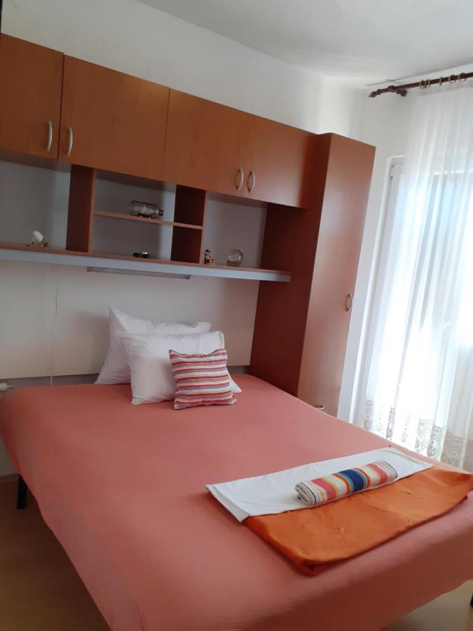 Luminaria Solis Vacation Home Rogoznica  Exterior foto