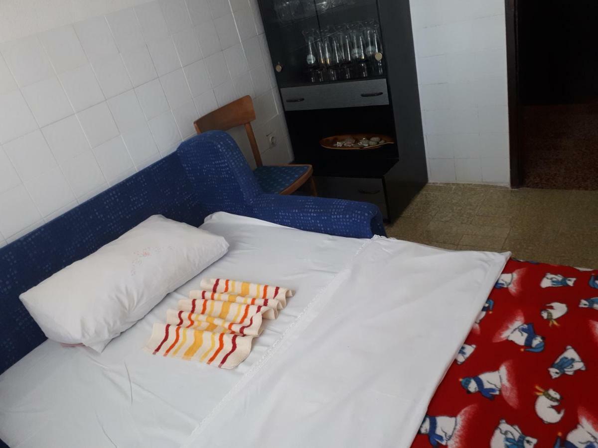 Luminaria Solis Vacation Home Rogoznica  Exterior foto
