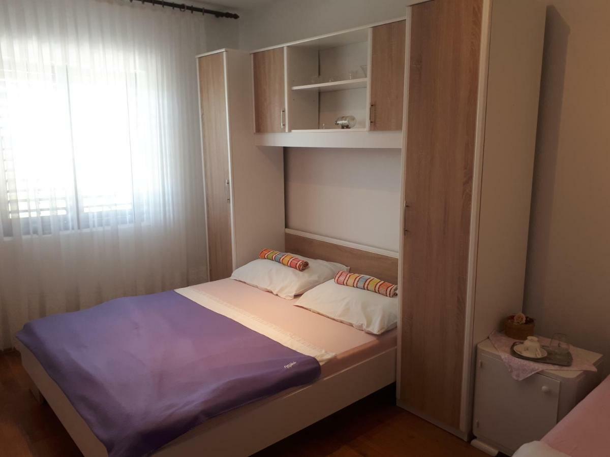 Luminaria Solis Vacation Home Rogoznica  Exterior foto