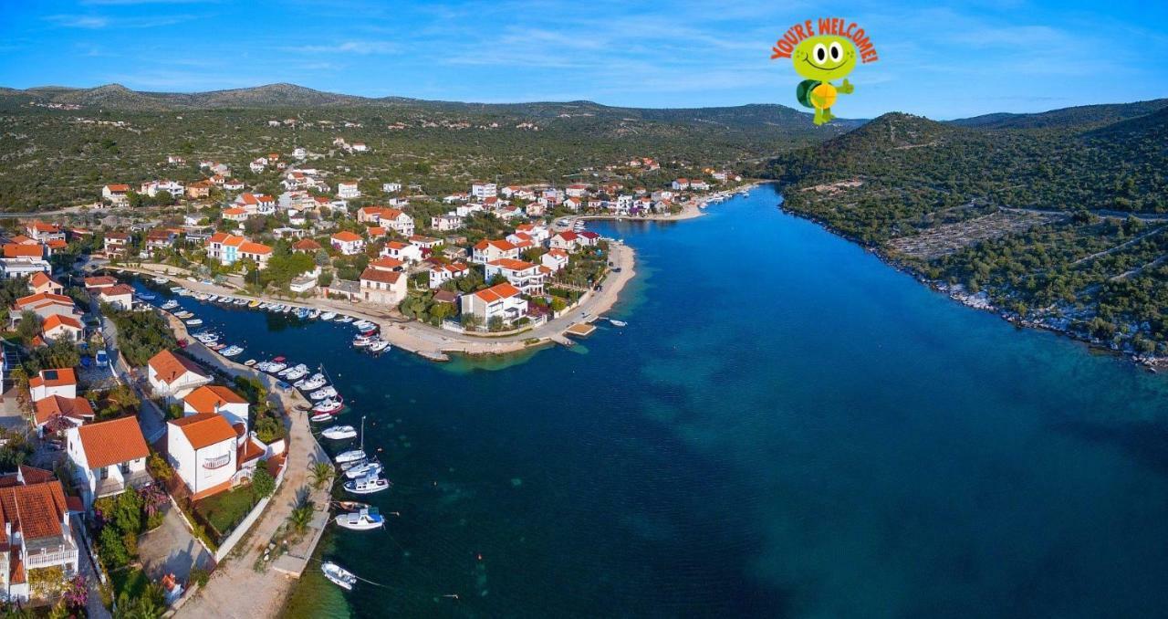 Luminaria Solis Vacation Home Rogoznica  Exterior foto