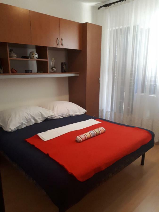 Luminaria Solis Vacation Home Rogoznica  Exterior foto