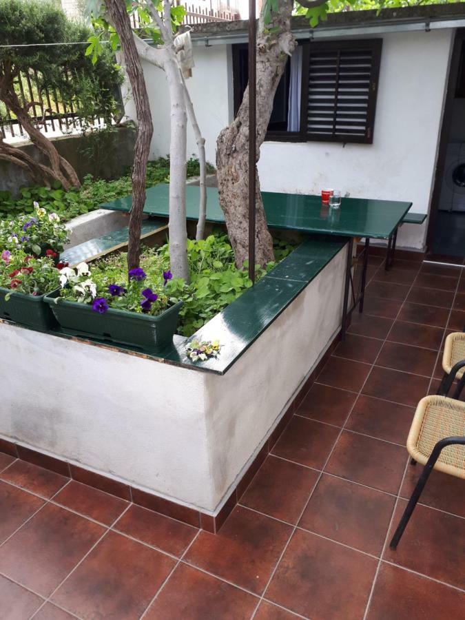 Luminaria Solis Vacation Home Rogoznica  Exterior foto